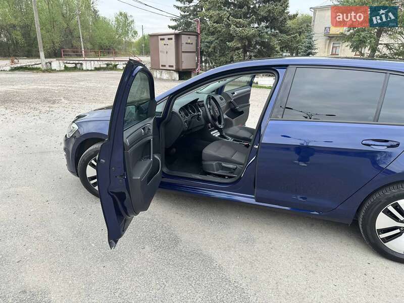 Хетчбек Volkswagen e-Golf 2020 в Івано-Франківську