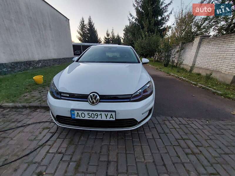 Хэтчбек Volkswagen e-Golf 2018 в Мукачево