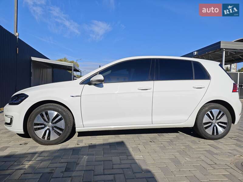 Хетчбек Volkswagen e-Golf 2017 в Полтаві