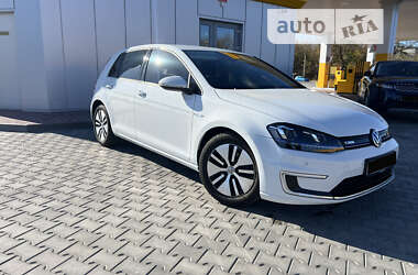 Хэтчбек Volkswagen e-Golf 2014 в Луцке