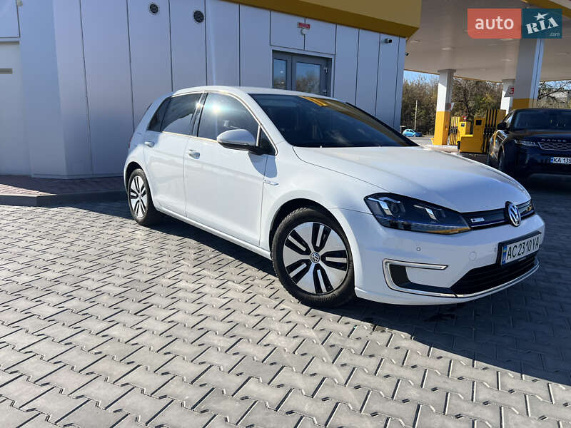 Volkswagen e-Golf 2014