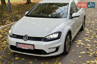 Хетчбек Volkswagen e-Golf 2015 в Рівному