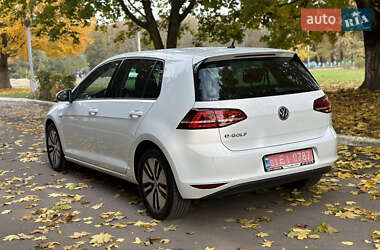 Хетчбек Volkswagen e-Golf 2015 в Рівному