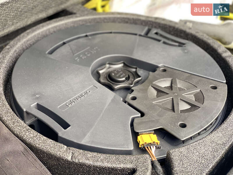 Хэтчбек Volkswagen e-Golf 2017 в Днепре фото 34 Хэтчбек Volkswagen e-Golf 2017 в Днепре