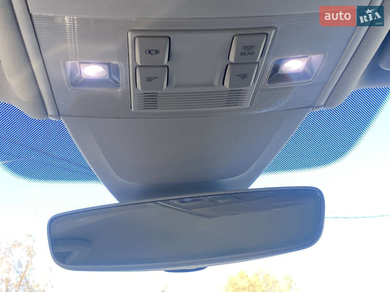 Хэтчбек Volkswagen e-Golf 2018 в Ровно