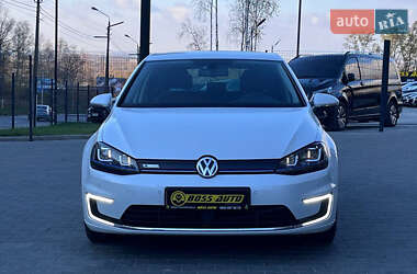 Хэтчбек Volkswagen e-Golf 2015 в 