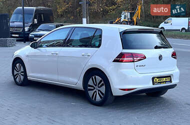 Хэтчбек Volkswagen e-Golf 2015 в 