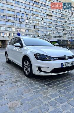 Хетчбек Volkswagen e-Golf 2014 в Києві