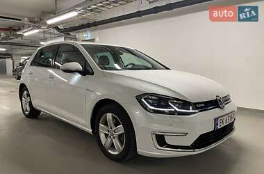 Хэтчбек Volkswagen e-Golf 2017 в Полтаве