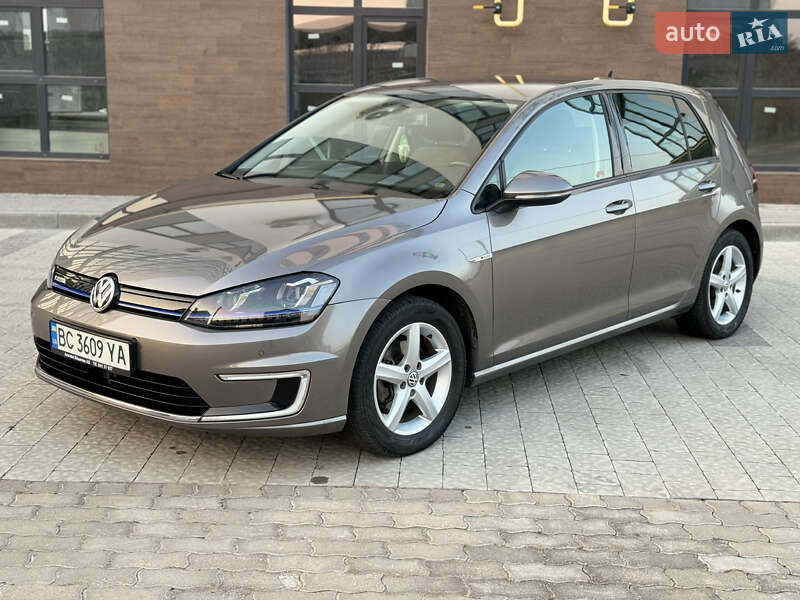 Хетчбек Volkswagen e-Golf 2015 в Сокалі