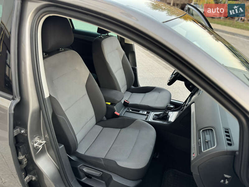 Хетчбек Volkswagen e-Golf 2015 в Сокалі