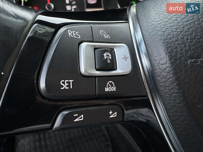 Хетчбек Volkswagen e-Golf 2015 в Сокалі