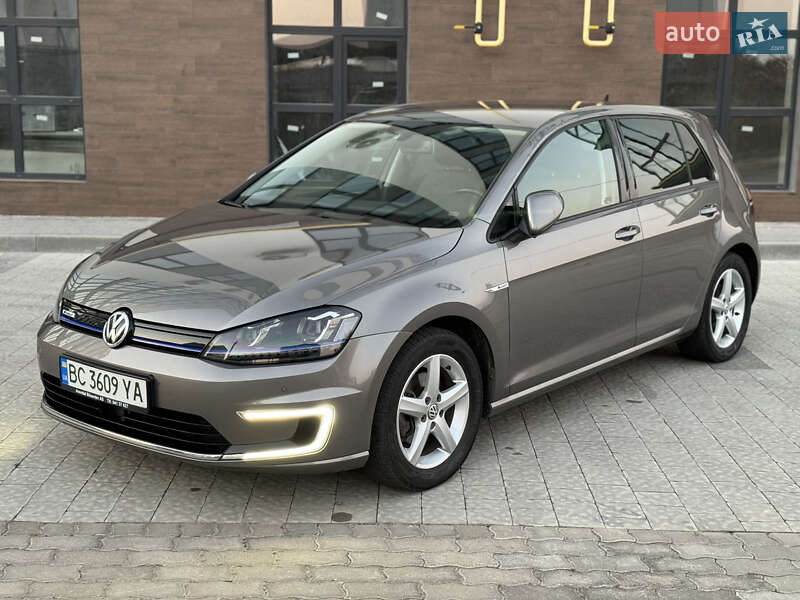 Хетчбек Volkswagen e-Golf 2015 в Сокалі