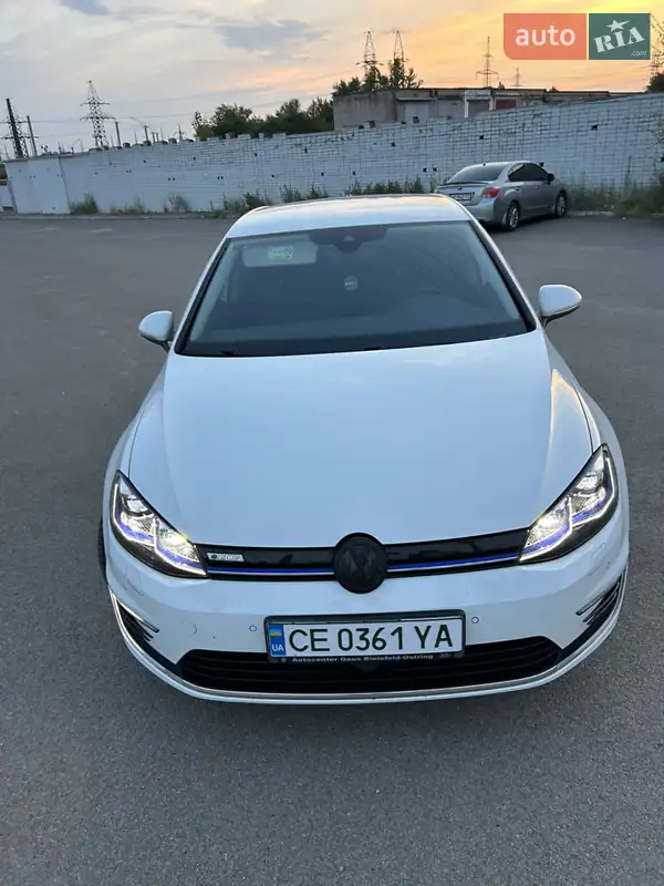 Volkswagen e-Golf