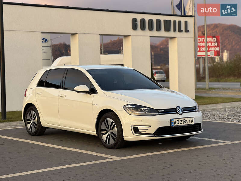 Хэтчбек Volkswagen e-Golf 2020 в Мукачево