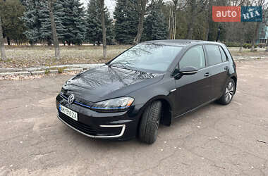 Хетчбек Volkswagen e-Golf 2015 в Житомирі