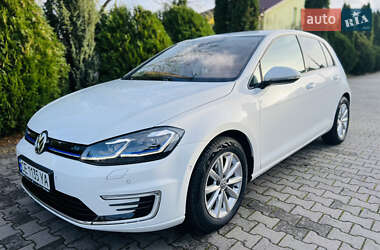 Хетчбек Volkswagen e-Golf 2019 в Чернівцях