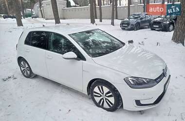 Хетчбек Volkswagen e-Golf 2014 в Житомирі