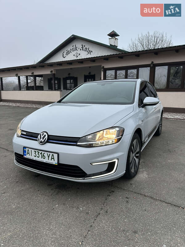 Volkswagen e-Golf 2017