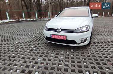 Хэтчбек Volkswagen e-Golf 2020 в Виннице