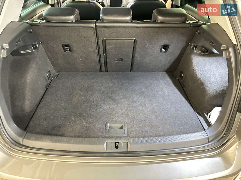 Хетчбек Volkswagen e-Golf 2015 в Вінниці