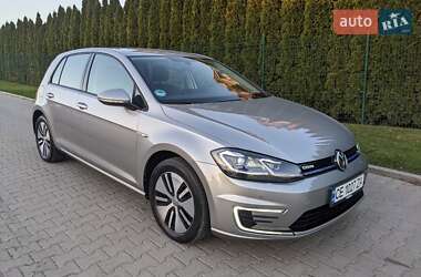 Хэтчбек Volkswagen e-Golf 2019 в 