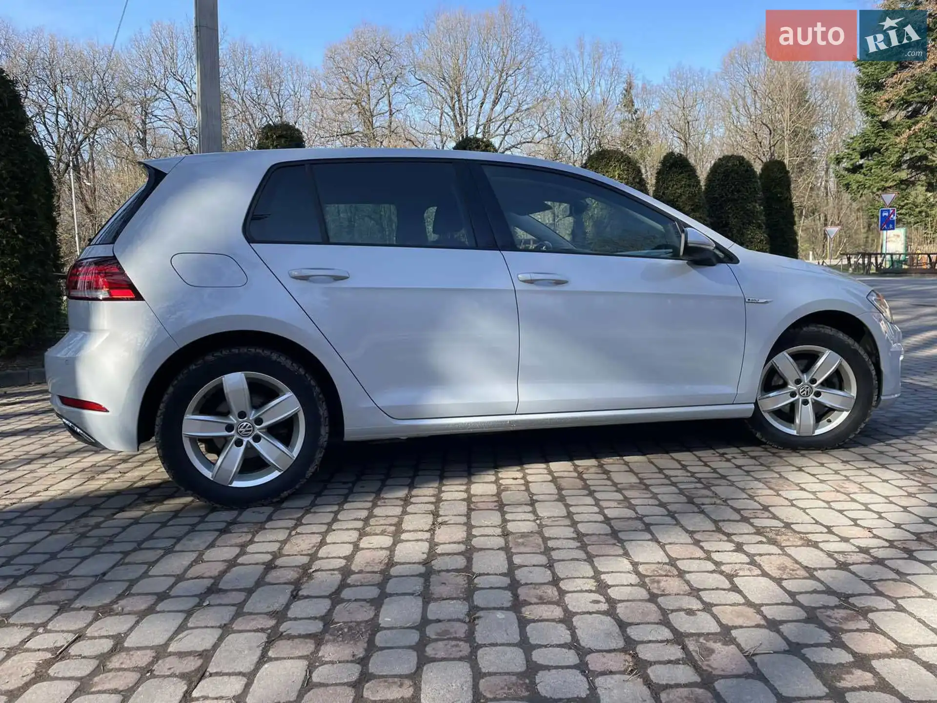 2017 Volkswagen Golf - мініатюра 27