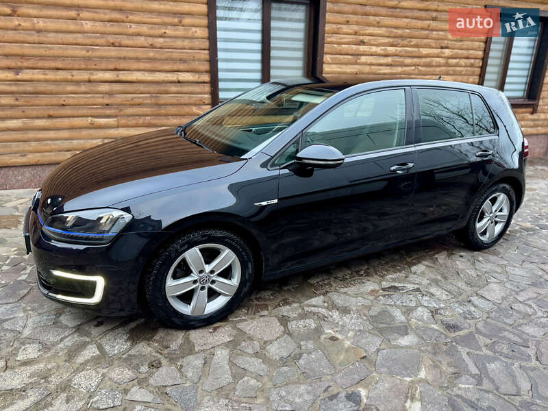 Хетчбек Volkswagen e-Golf 2015 в Кам'янець-Подільському