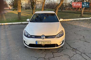 Хетчбек Volkswagen e-Golf 2015 в Кременчуці