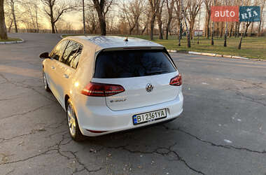 Хетчбек Volkswagen e-Golf 2015 в Кременчуці