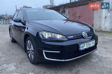 Хетчбек Volkswagen e-Golf 2015 в Запоріжжі