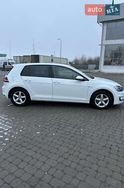 Хэтчбек Volkswagen e-Golf 2014 в Ивано-Франковске