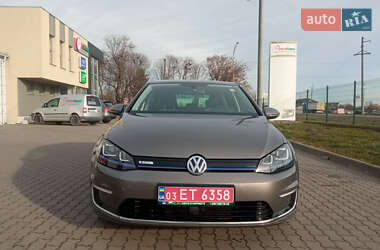 Хетчбек Volkswagen e-Golf 2015 в Радехові