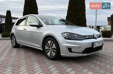 Хэтчбек Volkswagen e-Golf 2016 в Городке