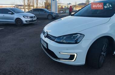 Хетчбек Volkswagen e-Golf 2014 в Тернополі