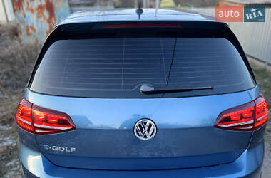 Хетчбек Volkswagen e-Golf 2015 в Вінниці