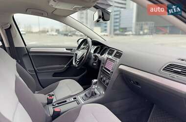 Хетчбек Volkswagen e-Golf 2014 в Києві