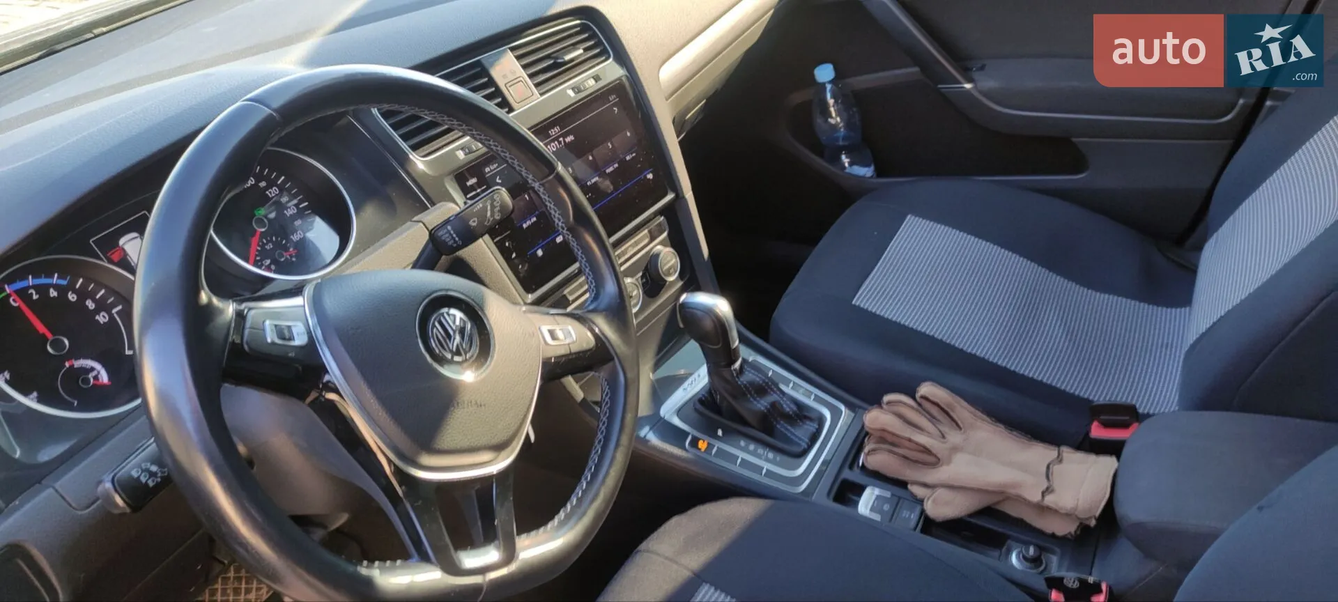 2020 Volkswagen Golf - мініатюра 3