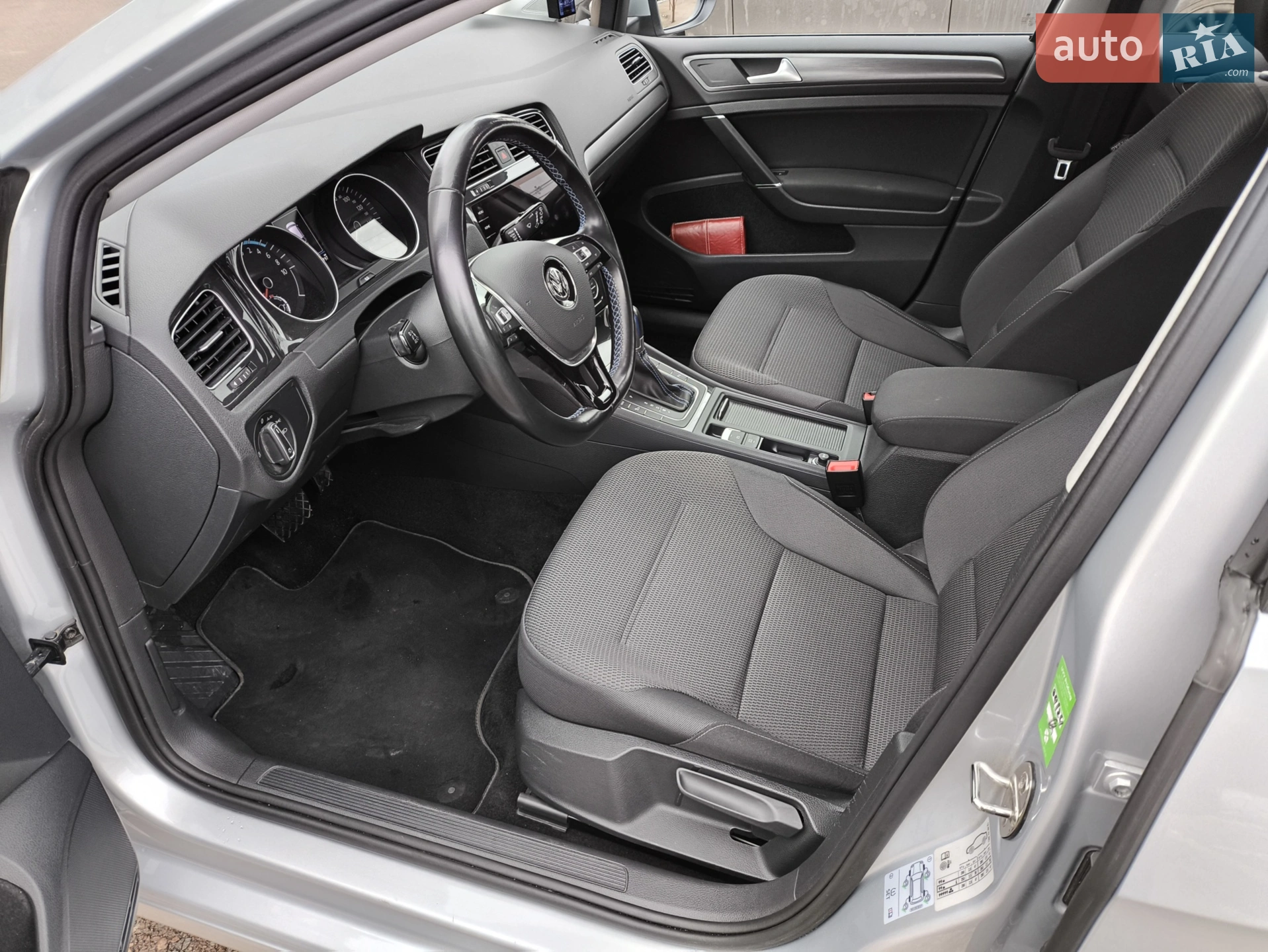2019 Volkswagen Golf - мініатюра 4