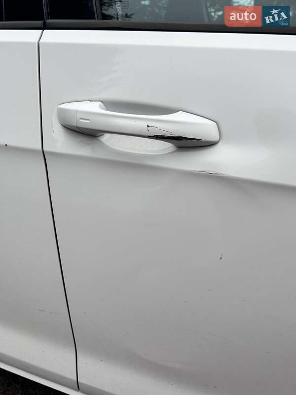 Хетчбек Volkswagen e-Golf 2017 в Києві