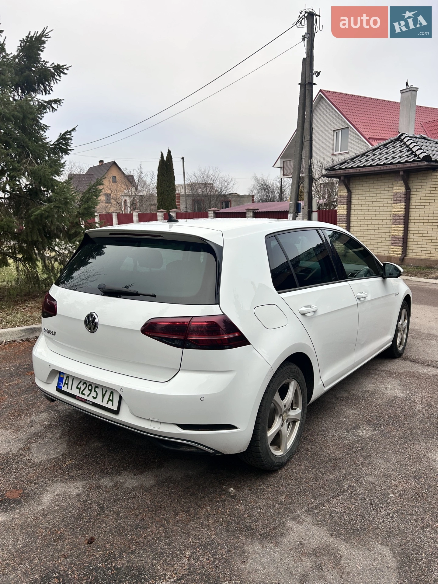 2017 Volkswagen Golf - мініатюра 9