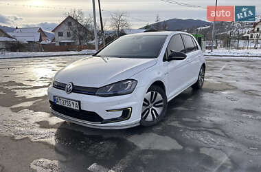 Хэтчбек Volkswagen e-Golf 2014 в 