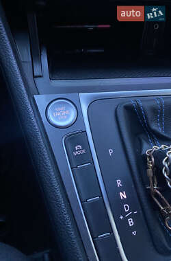 Хэтчбек Volkswagen e-Golf 2015 в 