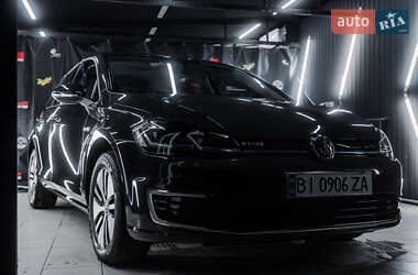 Хэтчбек Volkswagen e-Golf 2020 в 
