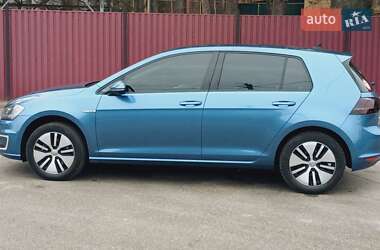 Хетчбек Volkswagen e-Golf 2015 в 