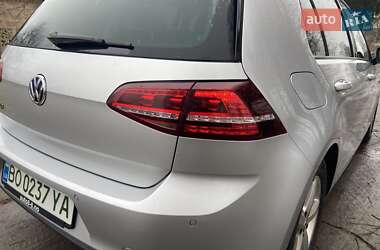 Хетчбек Volkswagen e-Golf 2015 в Летичіві