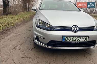 Хетчбек Volkswagen e-Golf 2015 в Летичіві