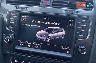 Хетчбек Volkswagen e-Golf 2015 в Летичіві