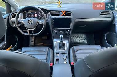 Хетчбек Volkswagen e-Golf 2018 в Дунаївцях