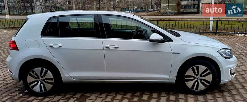 Хетчбек Volkswagen e-Golf 2019 в Сумах